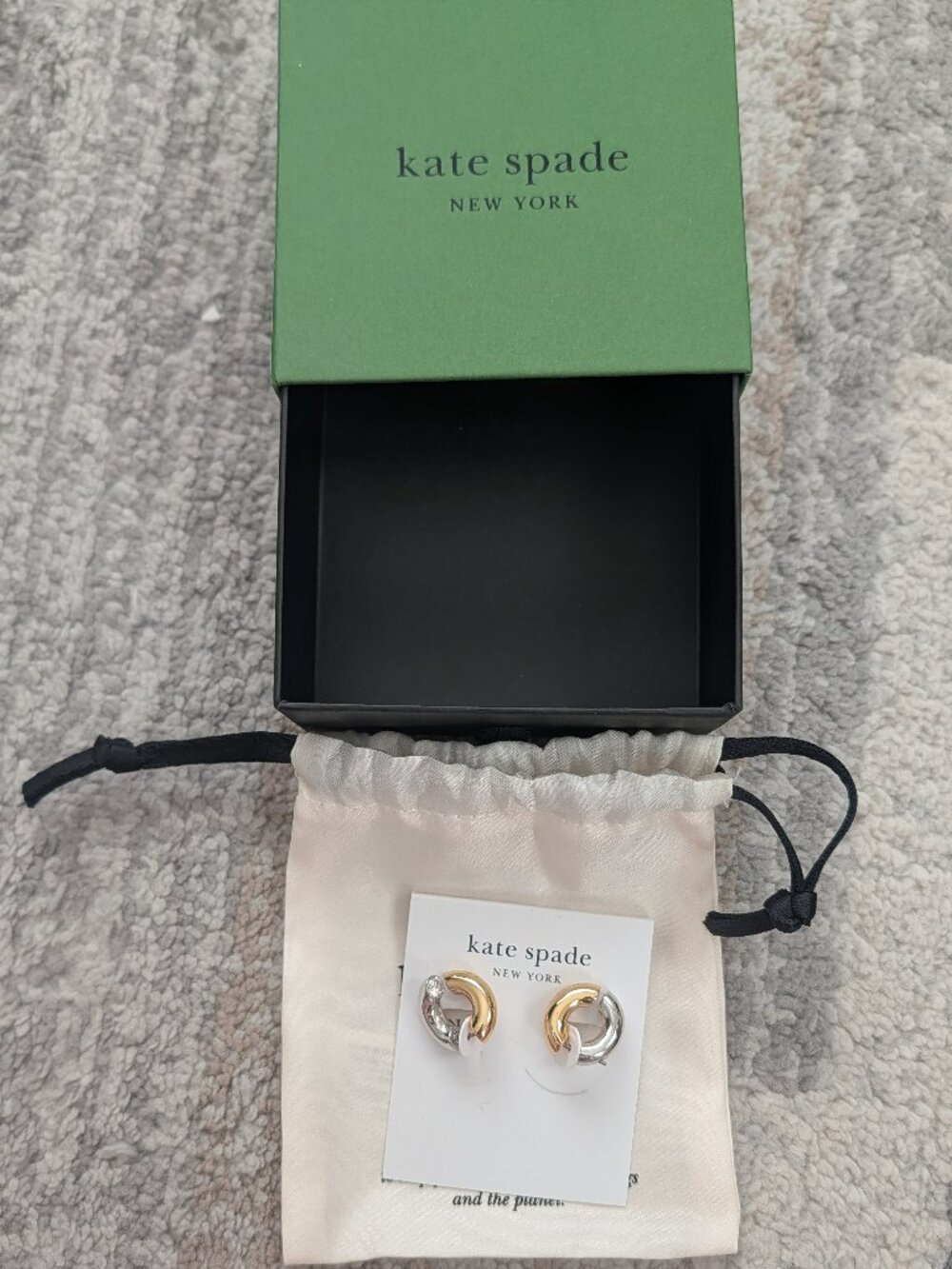 kate spade interlock huggies in silver gold - Picture 5 of 5